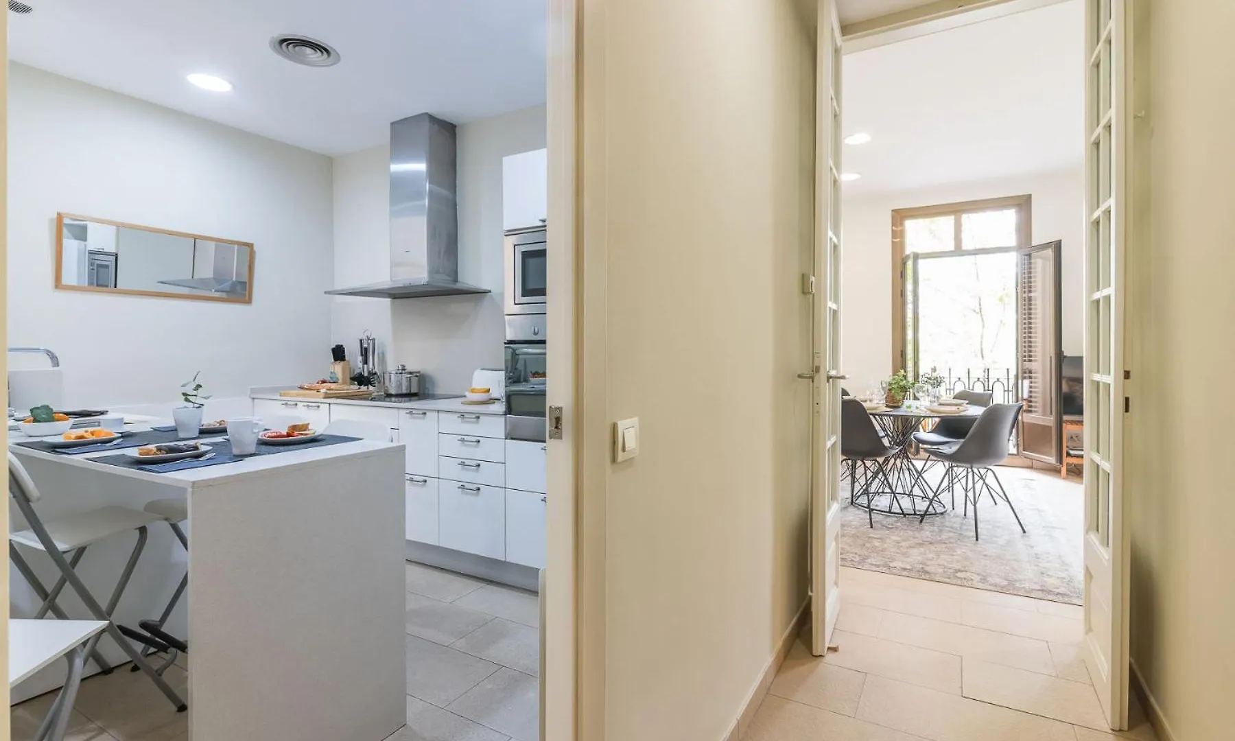My Space Barcelona - Spacious And Modern Apartment Near The Hospital Clinic